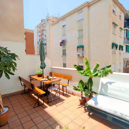 Manuela Nogales Apartments! Малага Экстерьер фото