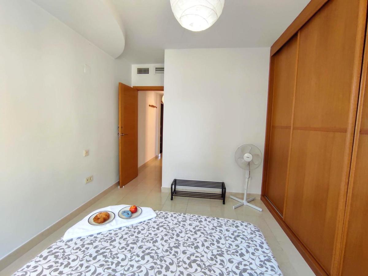 Manuela Nogales Apartments! Малага Экстерьер фото