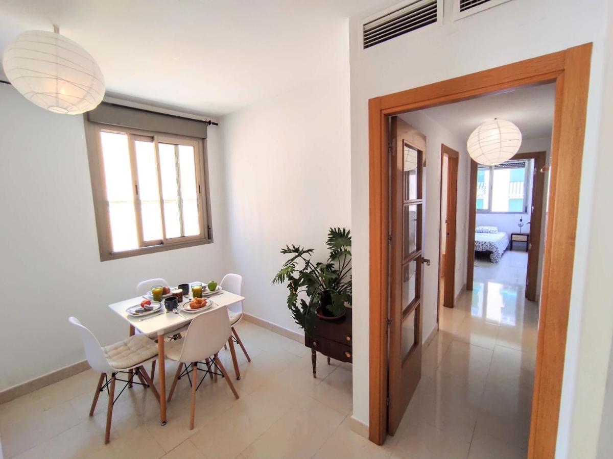 Manuela Nogales Apartments! Малага Экстерьер фото