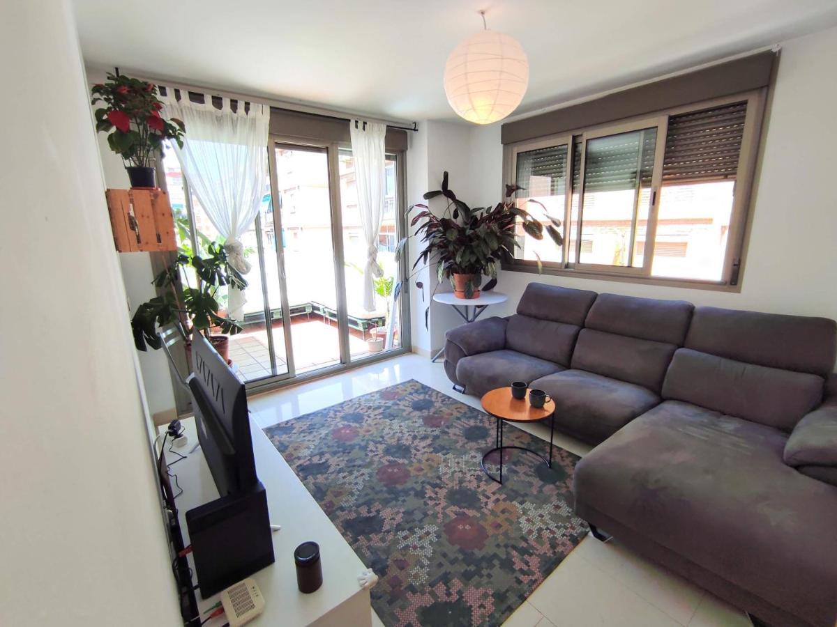 Manuela Nogales Apartments! Малага Экстерьер фото